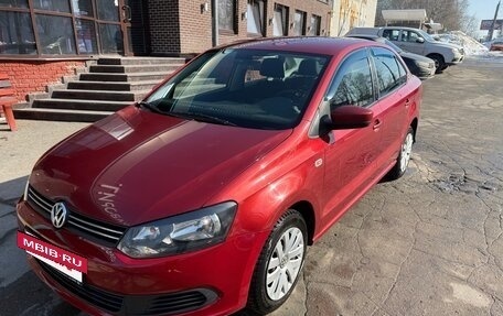 Volkswagen Polo VI (EU Market), 2011 год, 700 000 рублей, 2 фотография
