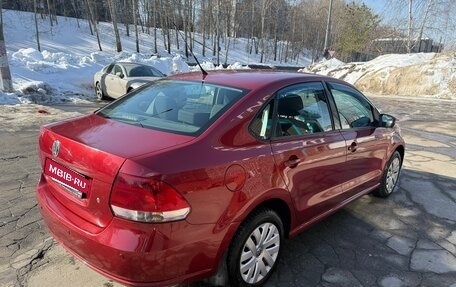 Volkswagen Polo VI (EU Market), 2011 год, 700 000 рублей, 5 фотография