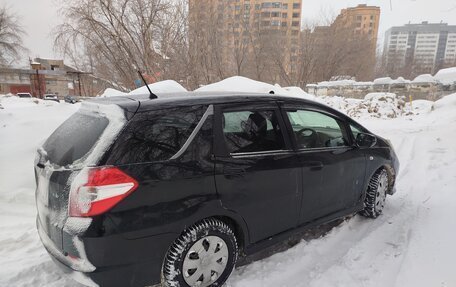 Honda Fit Shuttle I рестайлинг, 2011 год, 950 000 рублей, 3 фотография