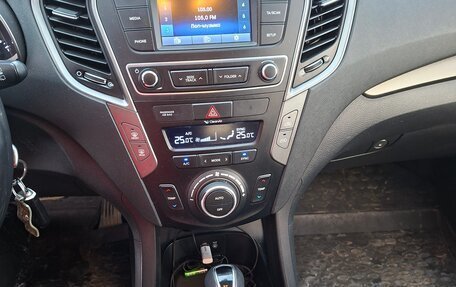 Hyundai Santa Fe III рестайлинг, 2015 год, 1 950 000 рублей, 19 фотография