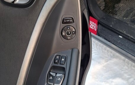 Hyundai Santa Fe III рестайлинг, 2015 год, 1 950 000 рублей, 24 фотография