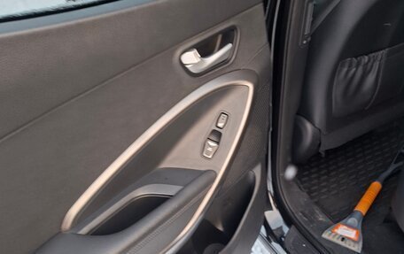 Hyundai Santa Fe III рестайлинг, 2015 год, 1 950 000 рублей, 31 фотография