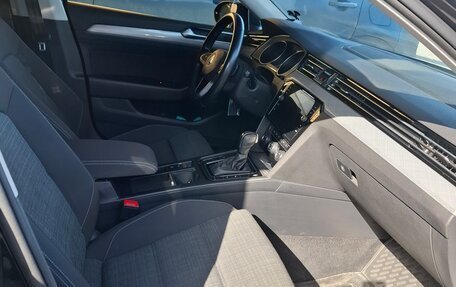 Volkswagen Passat B8 рестайлинг, 2020 год, 2 550 000 рублей, 7 фотография