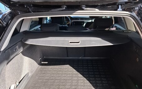 Volkswagen Passat B8 рестайлинг, 2020 год, 2 550 000 рублей, 17 фотография