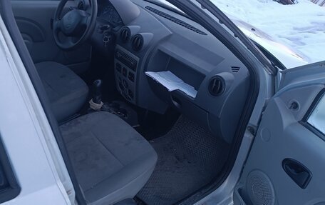 Renault Logan I, 2009 год, 200 000 рублей, 4 фотография