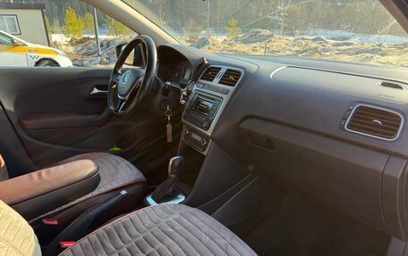 Volkswagen Polo VI (EU Market), 2016 год, 1 100 000 рублей, 13 фотография