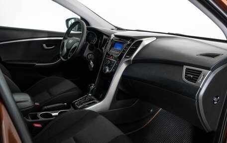 Hyundai i30 II рестайлинг, 2012 год, 844 000 рублей, 6 фотография