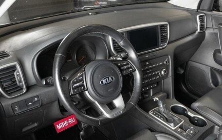 KIA Sportage IV рестайлинг, 2021 год, 2 192 000 рублей, 5 фотография