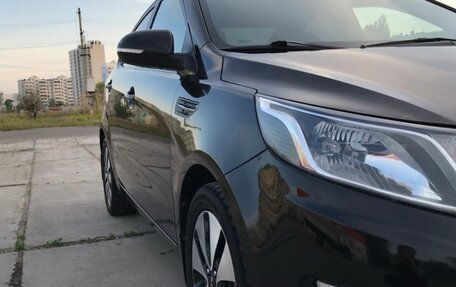 KIA Rio III рестайлинг, 2013 год, 1 000 000 рублей, 4 фотография