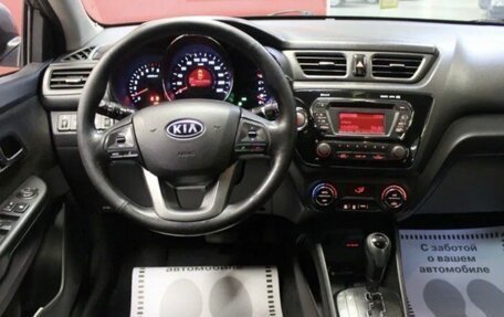 KIA Rio III рестайлинг, 2013 год, 1 000 000 рублей, 12 фотография