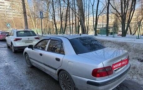 Mitsubishi Carisma I, 2003 год, 350 000 рублей, 3 фотография