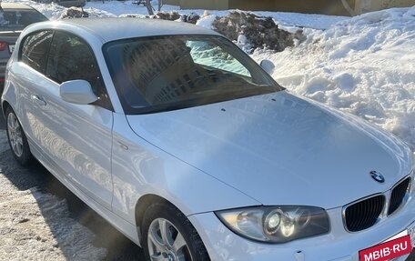 BMW 1 серия, 2011 год, 1 000 000 рублей, 8 фотография
