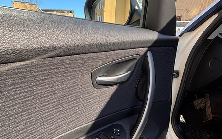 BMW 1 серия, 2011 год, 1 000 000 рублей, 13 фотография