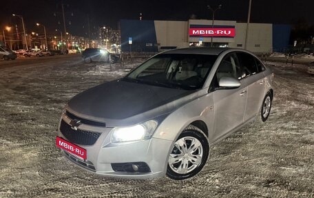 Chevrolet Cruze II, 2010 год, 500 000 рублей, 1 фотография