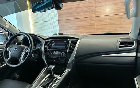 Mitsubishi Pajero Sport III рестайлинг, 2019 год, 3 500 000 рублей, 9 фотография