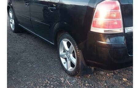 Opel Zafira B, 2006 год, 680 000 рублей, 8 фотография