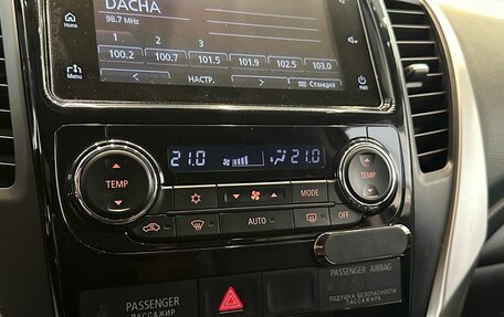 Mitsubishi Pajero Sport III рестайлинг, 2019 год, 3 500 000 рублей, 14 фотография