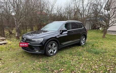 Volkswagen Tiguan II, 2018 год, 2 060 000 рублей, 8 фотография