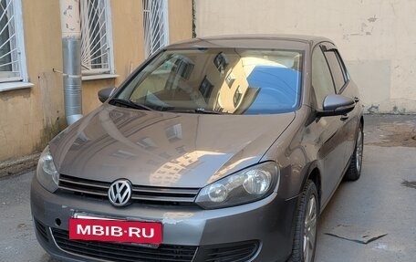 Volkswagen Golf VI, 2011 год, 850 000 рублей, 2 фотография