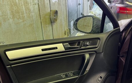 Volkswagen Touareg III, 2013 год, 2 450 000 рублей, 16 фотография