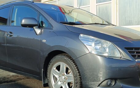 Toyota Verso I, 2010 год, 1 350 000 рублей, 3 фотография