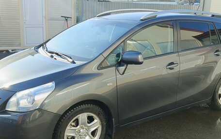 Toyota Verso I, 2010 год, 1 350 000 рублей, 8 фотография