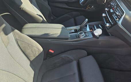 BMW 5 серия, 2020 год, 4 999 999 рублей, 12 фотография