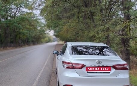 Toyota Camry, 2019 год, 2 750 000 рублей, 4 фотография