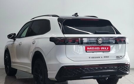 Volkswagen Tiguan, 2025 год, 4 490 000 рублей, 7 фотография