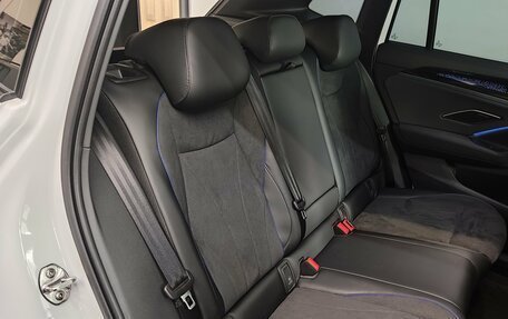 Volkswagen Tiguan, 2025 год, 4 490 000 рублей, 24 фотография