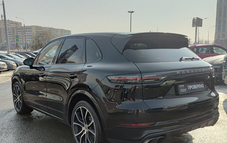 Porsche Cayenne III, 2018 год, 6 990 000 рублей, 7 фотография