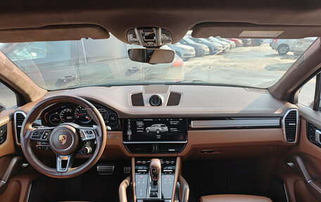 Porsche Cayenne III, 2018 год, 6 990 000 рублей, 14 фотография