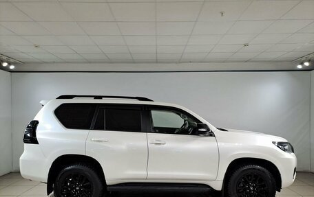 Toyota Land Cruiser Prado 150 рестайлинг 2, 2020 год, 5 997 000 рублей, 8 фотография