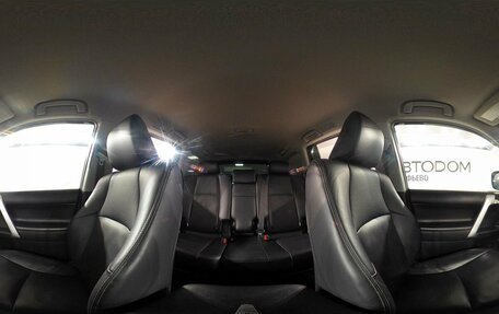 Toyota Land Cruiser Prado 150 рестайлинг 2, 2020 год, 5 997 000 рублей, 24 фотография