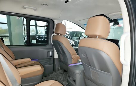 Hyundai Staria, 2025 год, 6 990 000 рублей, 17 фотография