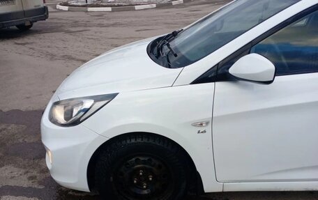 Hyundai Solaris II рестайлинг, 2014 год, 700 000 рублей, 5 фотография