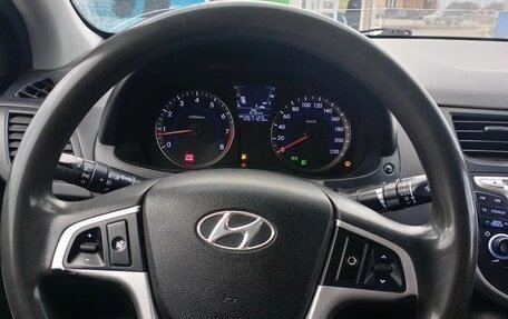 Hyundai Solaris II рестайлинг, 2014 год, 700 000 рублей, 7 фотография