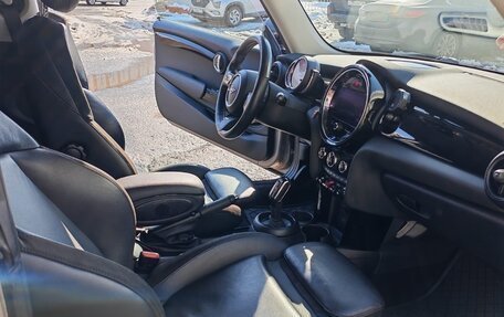 MINI Hatch, 2021 год, 2 950 000 рублей, 3 фотография