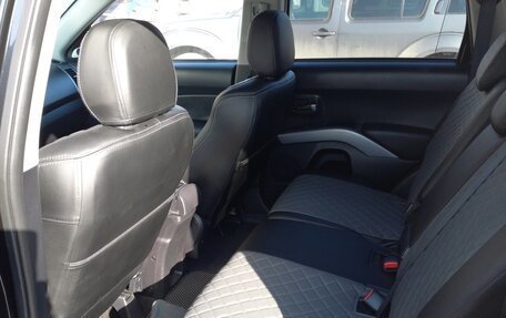 Mitsubishi Outlander III рестайлинг 3, 2008 год, 900 000 рублей, 6 фотография