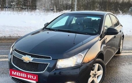 Chevrolet Cruze II, 2011 год, 660 000 рублей, 3 фотография