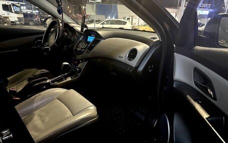 Chevrolet Cruze II, 2011 год, 660 000 рублей, 7 фотография