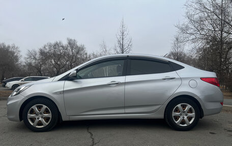 Hyundai Solaris II рестайлинг, 2012 год, 900 000 рублей, 3 фотография