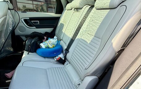 Land Rover Discovery Sport I рестайлинг, 2016 год, 2 499 990 рублей, 12 фотография