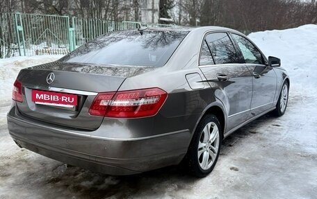 Mercedes-Benz E-Класс, 2010 год, 1 250 000 рублей, 6 фотография