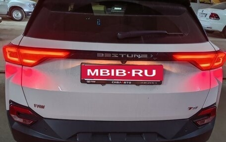 FAW Bestune T77, 2022 год, 1 950 000 рублей, 13 фотография
