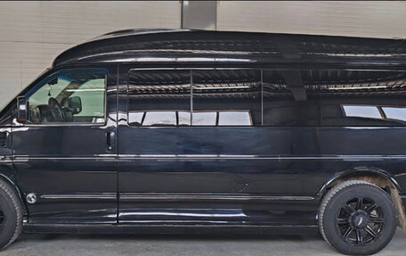 Chevrolet Express II, 2012 год, 3 550 000 рублей, 5 фотография