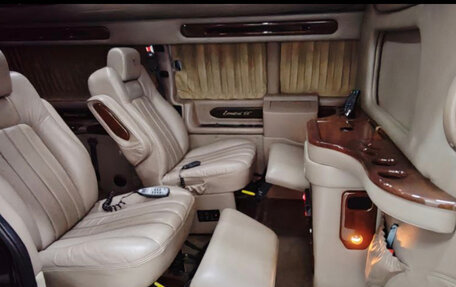 Chevrolet Express II, 2012 год, 3 550 000 рублей, 14 фотография