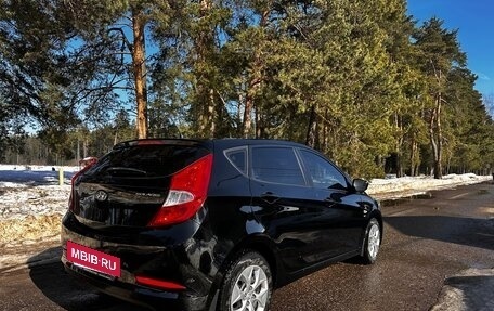 Hyundai Solaris II рестайлинг, 2015 год, 1 135 000 рублей, 10 фотография