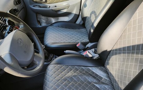 Hyundai Accent II, 2005 год, 400 000 рублей, 9 фотография