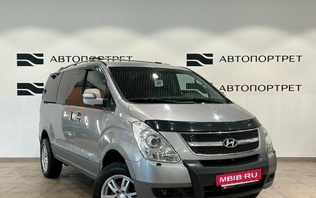 Hyundai Grand Starex Grand Starex I рестайлинг 2, 2014 год, 1 999 000 рублей, 7 фотография